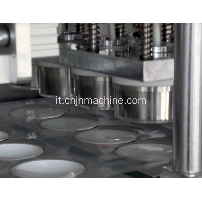 Riempimento e sigillatura della tazza orizzontale automatica XBG-4
